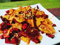 -扒虾小妹儿麻辣海鲜(宏图街店)