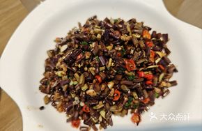 Wild Sour Fern with Minced Pork