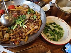 -富正毅三下锅·湘西韵味(天门山索道店)