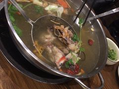-乡土黄·鲜牛肉火锅·小龙虾(兴业街店)