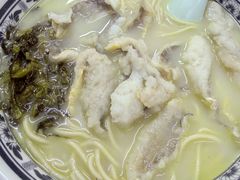 -明呈黄鱼面馆(斜土路店)