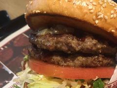 -The Habit Burger Grill 哈比特汉堡(复兴soho店)