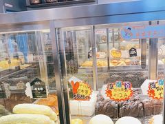 面包甜点陈列柜-糖涩(金地广场店)