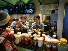 -奈雪的茶(亨特国际广场店)