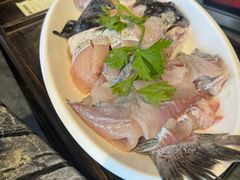 -老船舫·现做活鲜鱼馆(东郊记忆店)