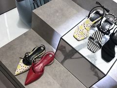 -CHARLES&KEITH(城西银泰店)