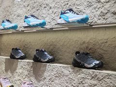 -SALOMON萨洛蒙(北京王府中环店)