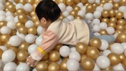 -奈尔宝家庭中心·亲子餐厅(鄞州万达店)