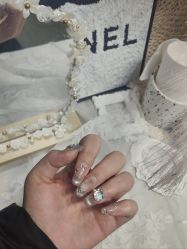 -尤米一站式美甲美睫