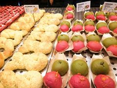 红豆青青团&芋泥流沙粉粉团-LELECHA乐乐茶(上海五角场万达广场店)