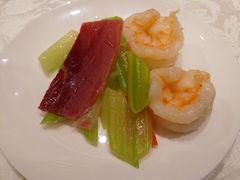 蜜饯云腿翡翠虾球-万豪金殿(香港JW万豪酒店)