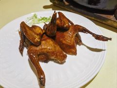 红烧乳鸽-惠食佳(滨江大公馆店)