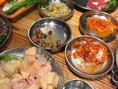 -青瓦炭韩潮烤肉(花园道店)