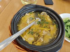 -品鲜村农家菜·阳澄湖大闸蟹(总店)