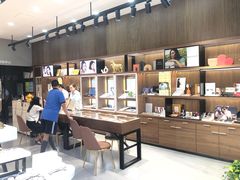 -一代眼镜·蔡司配镜(浦东大拇指广场店)