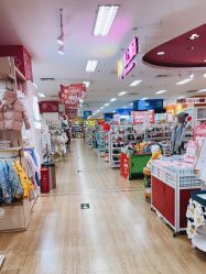 -孩子王(奥克斯广场店)