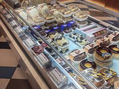 -85度C(生甜甜圈研究工坊·上海局门店)