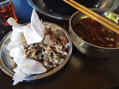 -鸿顺老铁锅美蛙鱼府(解放碑店)
