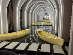 -涨巢·潮玩水疗局