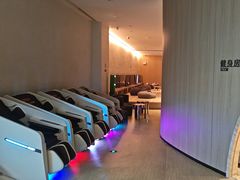 -涨巢·潮玩水疗局