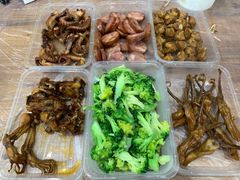 -蓝精灵饺子店