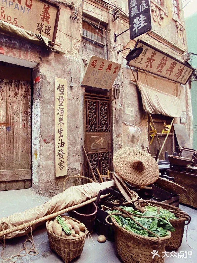 网红万安街打卡——暴风陈伟霆[亲亲]