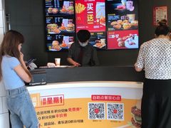-麦当劳(杭州国际服装城店)