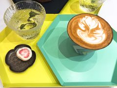 红茶拿铁-茶是一枝花泡茶店