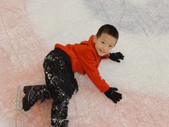 -炫采冰场(红博中央公园商场店)