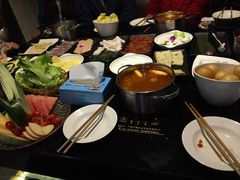 -唯爱KTV聚会餐厅(仙林东城汇店)