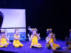 -猴有戏教育戏剧·音乐剧·主持口才·演讲朗诵辩论(环球港华师大校区)