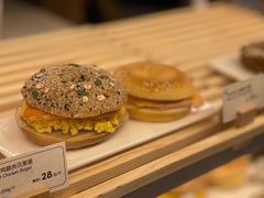 -Tims天好咖啡·贝果(成都东站捷枫店)