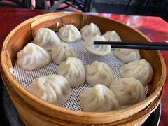 鲜肉小笼-公园饭店