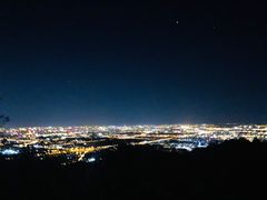 -鬼笑石后山停车场