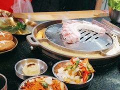 -哈哈碳都·牛肋条无限自助烤肉(宝龙店)