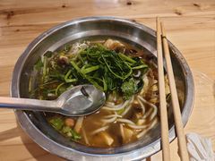 -柳州肥姨妈大骨螺蛳粉(东靖路店)