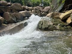 -雅鲁激流探险漂流