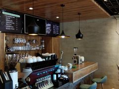 -ZING COFFEE 镜咖啡