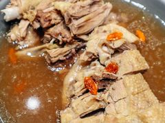 醉鹅-鑫悦楼煎蟹·16年海鲜大排档