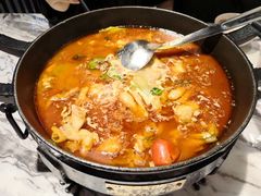 馋嘴汤锅美蛙-臻享無招牌·食蛙专门店(太古里店)