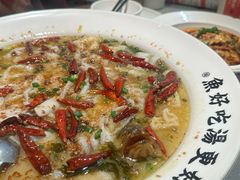 -江渔儿酸菜鱼(奥园广场金发购物中心店)