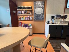 -星巴克臻选(莘庄仲盛店)