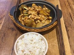 -一两饭川味素食餐厅