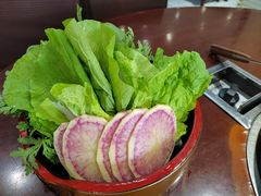 -菌之家·专业纯野生菌火锅·特色炒菌