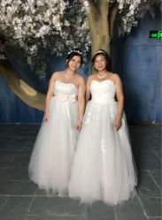 -现代经典婚纱摄影