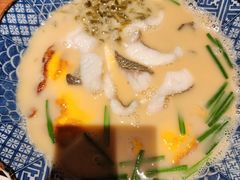 -荣家黄鱼面(前滩太古里店)