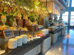 -唐拉雅秀酒店-西锦汇空中BBQ·思创餐厅