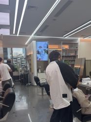 -苑苑发型设计