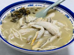 招牌黄鱼面-明呈黄鱼面馆(斜土路店)