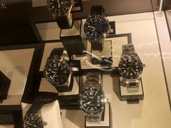 -亨吉利世界名表中心(华润万象城店)